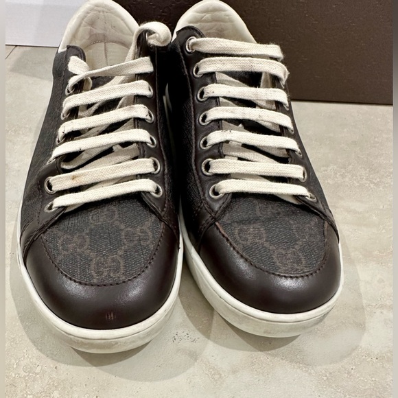 Gucci Chocolate Brown Guccissima Coated Canvas and Leather Low Top Sneakers, 38 - Picture 9 of 13